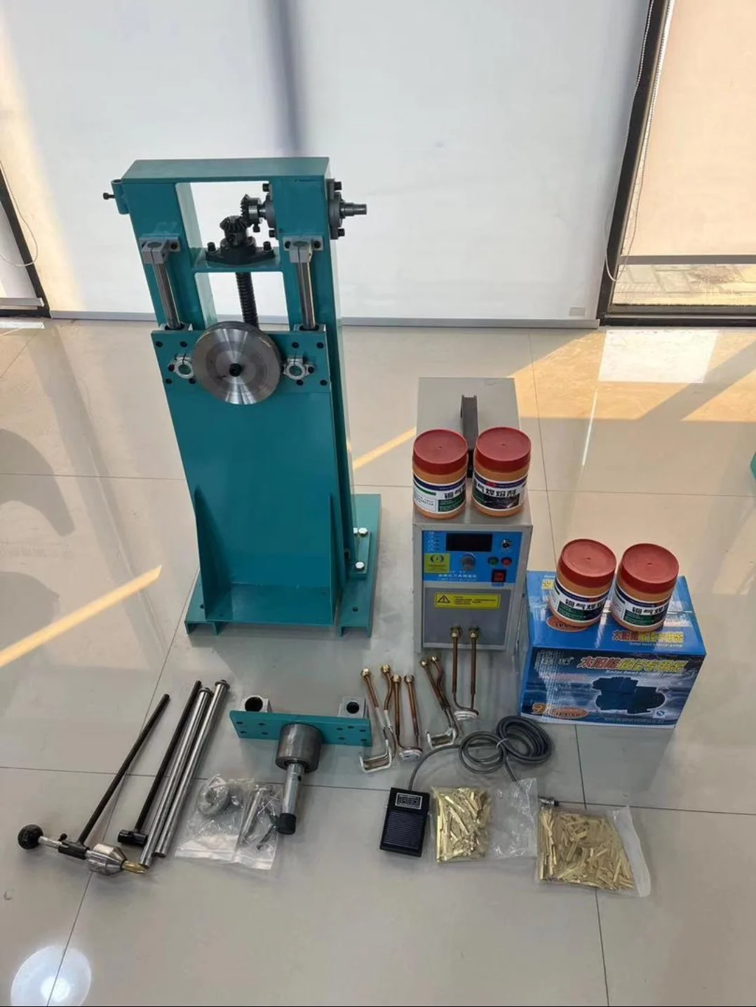 Отбойный молоток Fastcut OSD-HR-1200 для удаления алмазных сегментов с диска